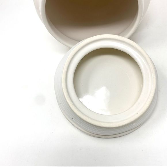 Rae Dunn Santa Cookie Jar Christmas Holiday RARE Gift Cooking Bake Her Him Snack - Picture 11 of 12